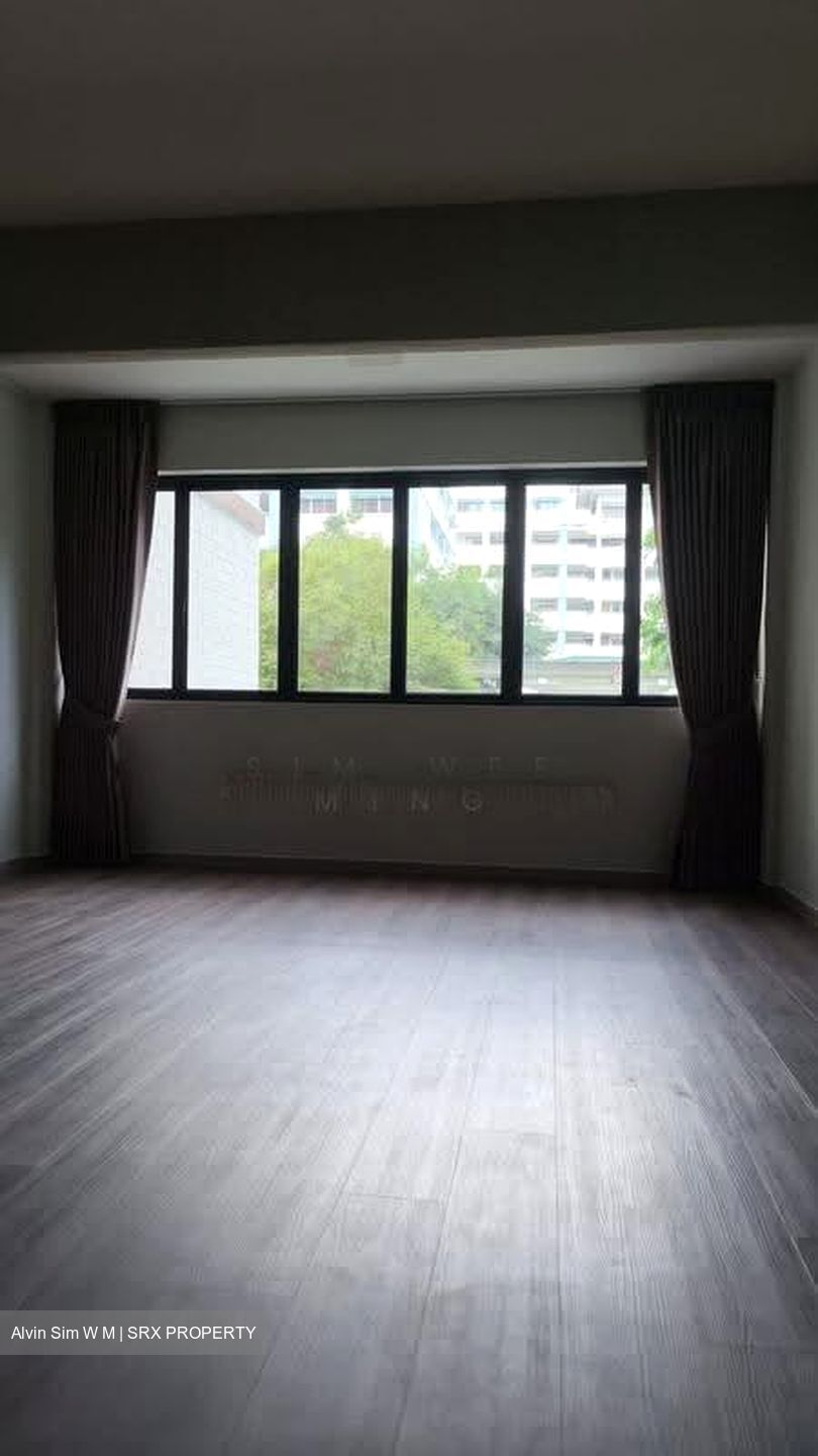 Blk 204 Pasir Ris Street 21 (Pasir Ris), HDB Executive #615930041